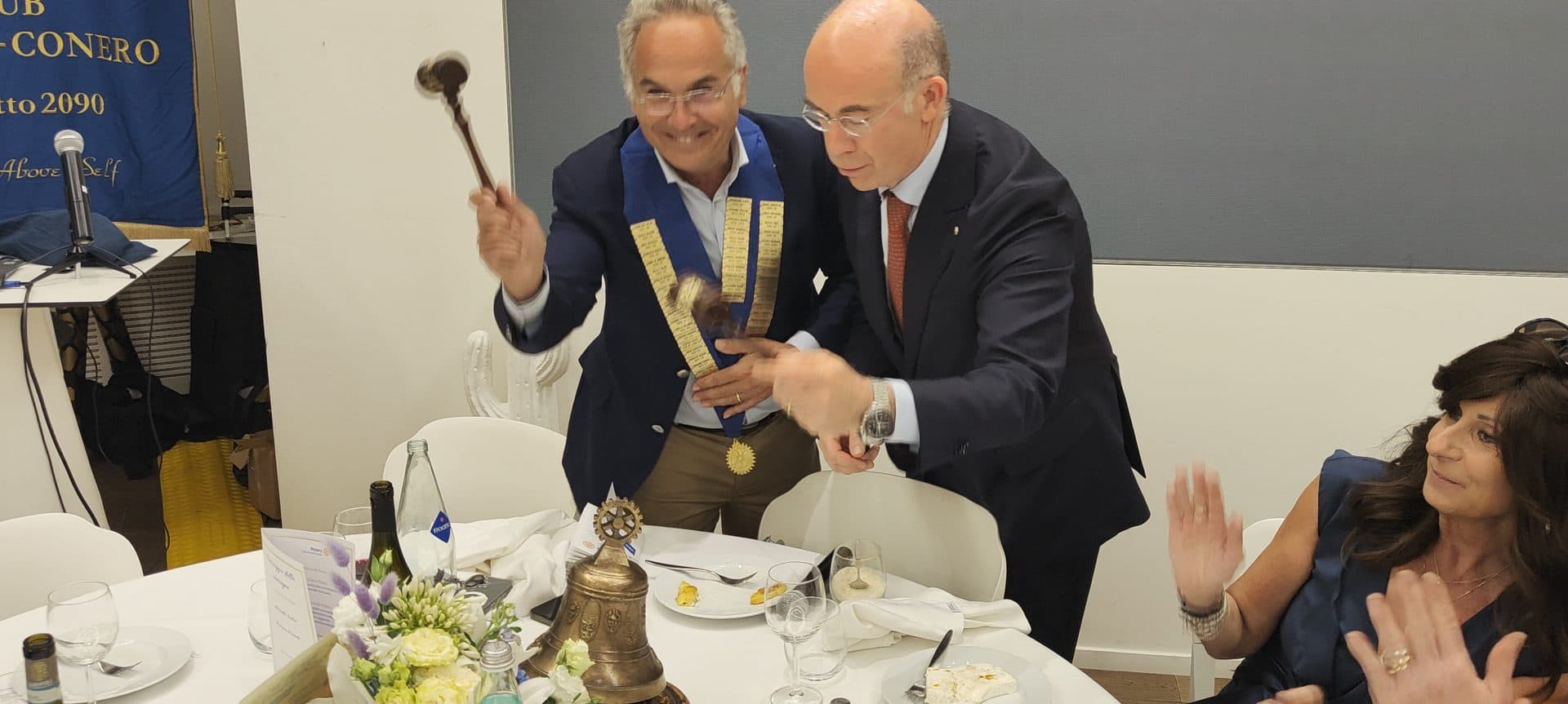 Rotary Club Ancona Conero,  passaggio del martelletto  a Maurizio Miranda