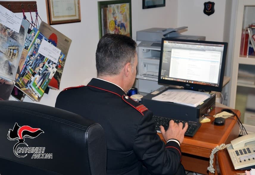 Finto carabiniere truffa anziano:  scoperto e denunciato un 32enne