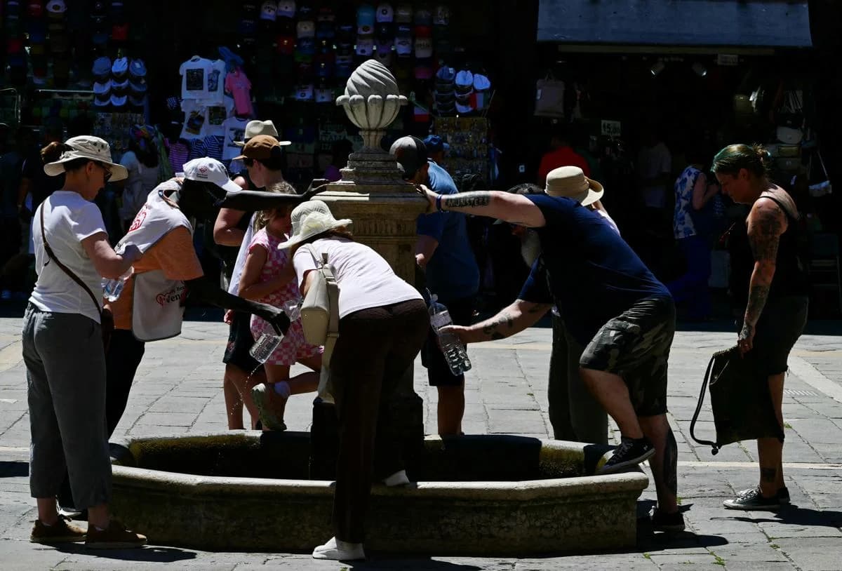 Italia tra caldo intenso e temporali: avviso della Protezione Civile, 18 città in allerta rossa