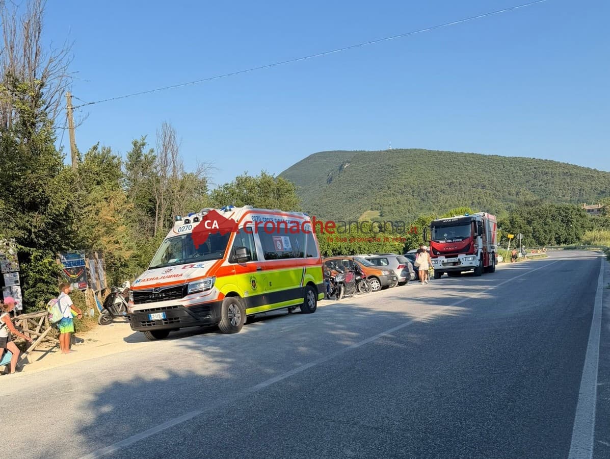Malore sullo stradello di Mezzavalle:  20enne trovata priva di sensi,  grave a Torrette