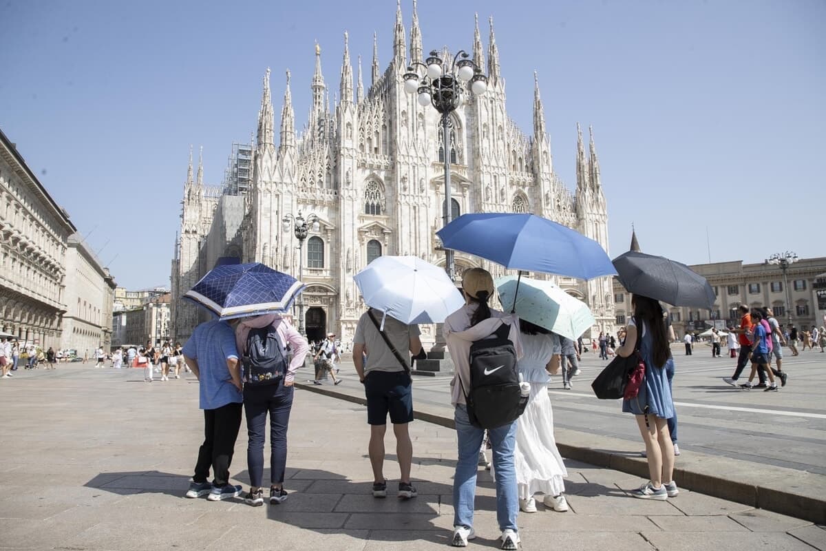 Caldo persistente al Centro-Sud: quattro città con allerta rossa