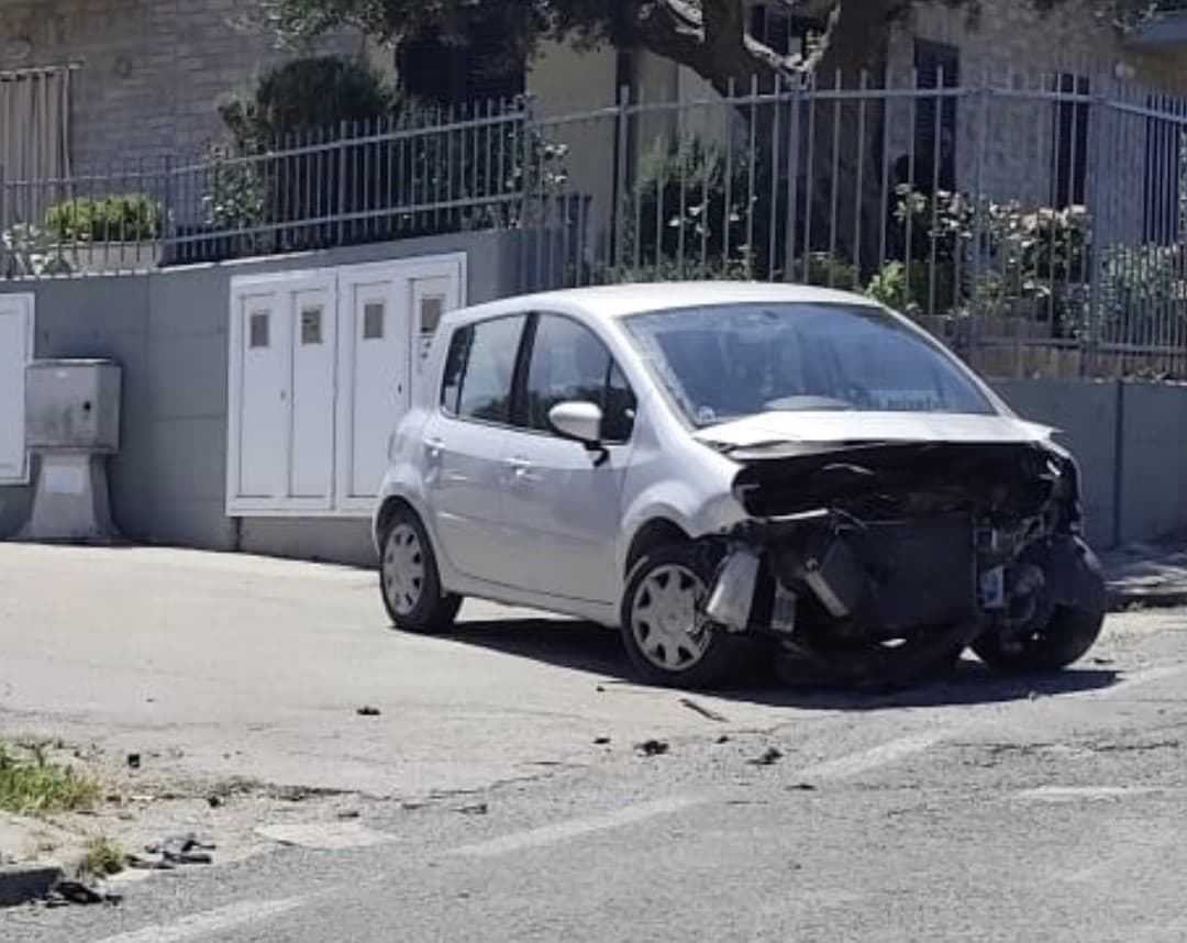 Doppio incidente stradale a San Biagio:  «Basta, serve una presenza costante  e visibile delle Forze dell’ordine»
