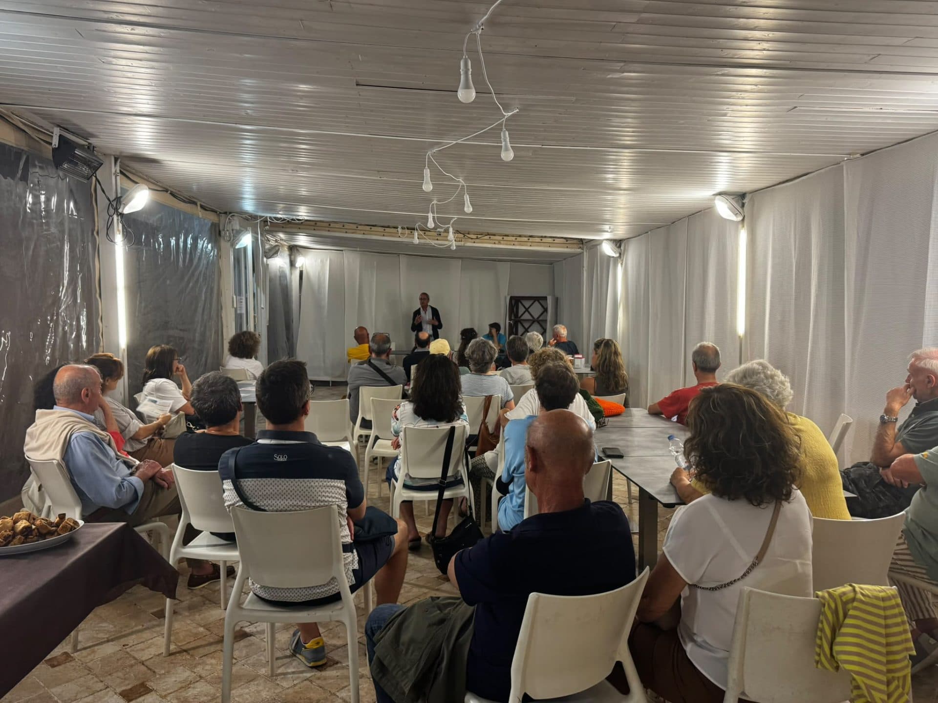 “Conversazioni d’Estate”,  otto incontri per delineare  il futuro della Riviera del Conero