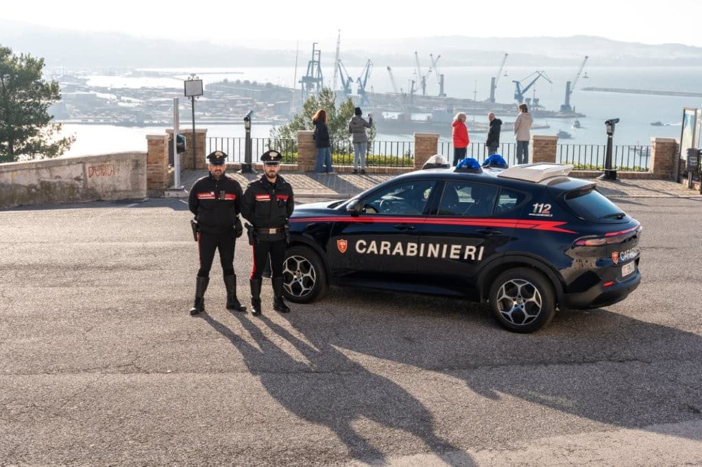Spaccio sul litorale, blitz carabinieri:  scoperti market di coca e metanfetamine