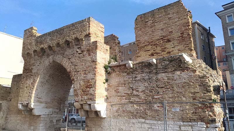 Ancona riqualifica la Portella Panunzi  con percorso pedonale anche per i turisti