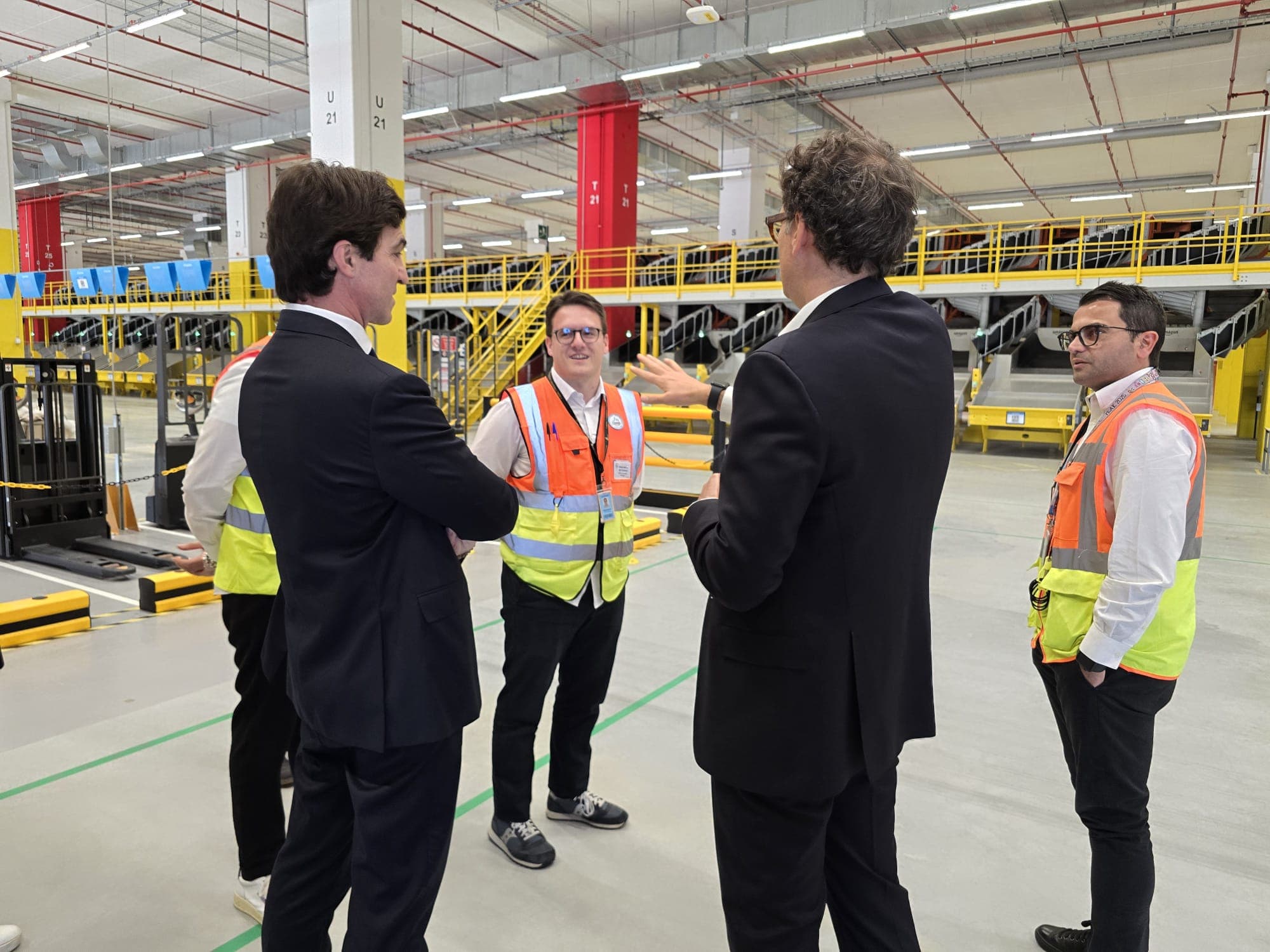 Amazon all’interporto:  il recruiting day a Jesi