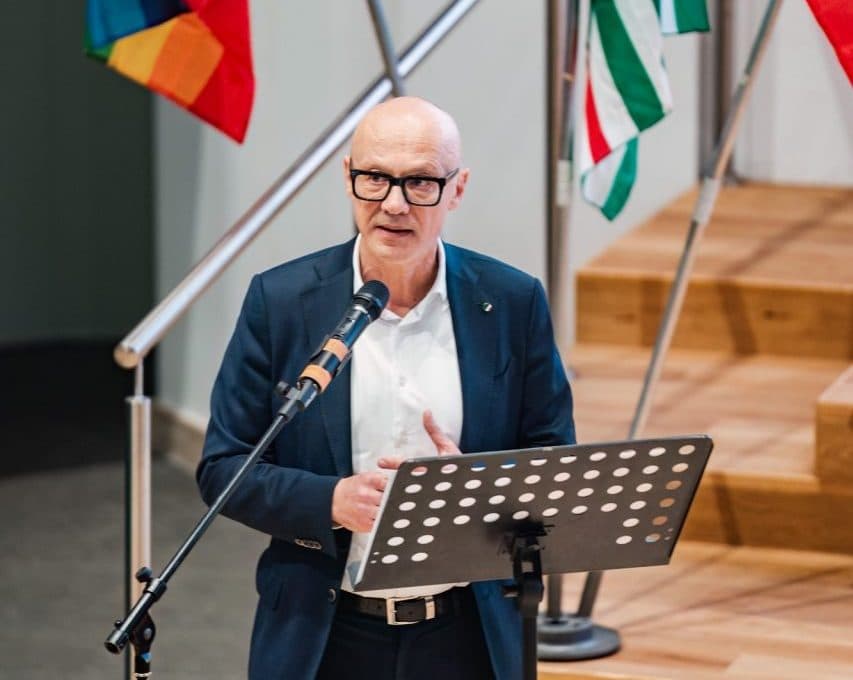 «Bene i sostegni alle famiglie  e il lavoro sulle liste d’attesa,  ma aspettiamo il confronto con la Regione»