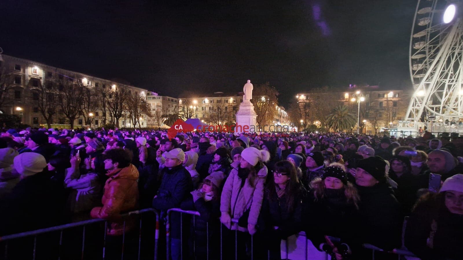 Piazza Cavour arena estiva per concerti:  «Più capiente di quella al porto antico,  negozi del centro aperti fino a tardi»