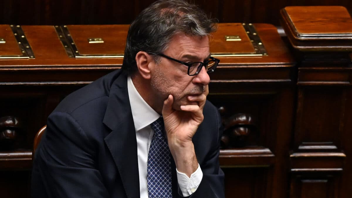 Le proposte di Giorgetti: Ecobonus al 65%, flat tax e sostegno al ceto medio