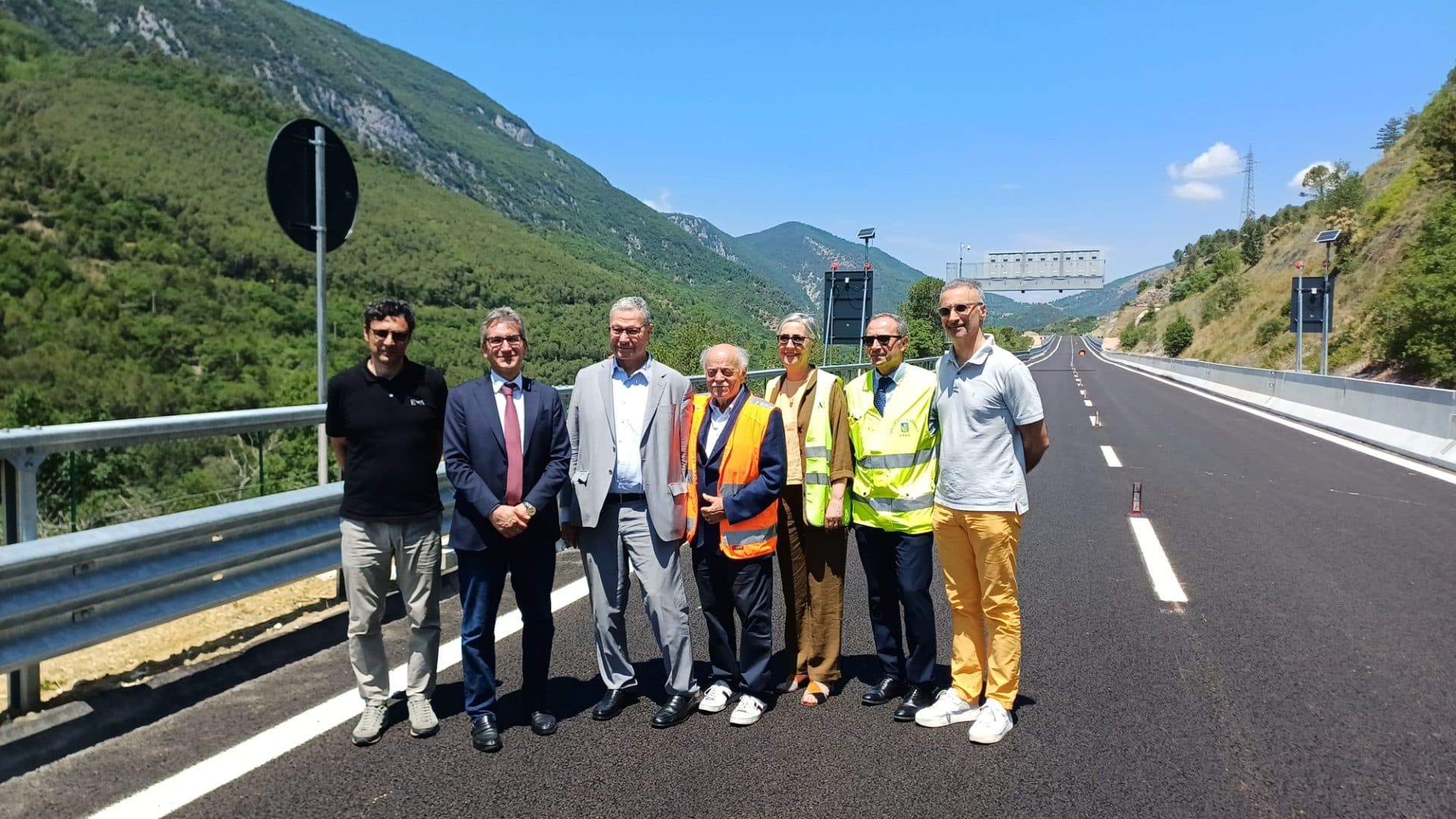 Sopralluogo sulla superstrada:  a fine luglio la via a quattro corsie