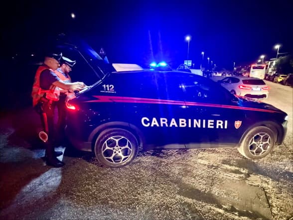 Alcol al volante:  fermati due automobilisti,  ritirate le patenti