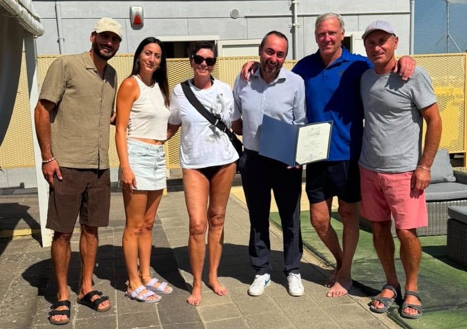Dalla Svezia a Senigallia:  “stessa spiaggia, stesso mare” dal 1983