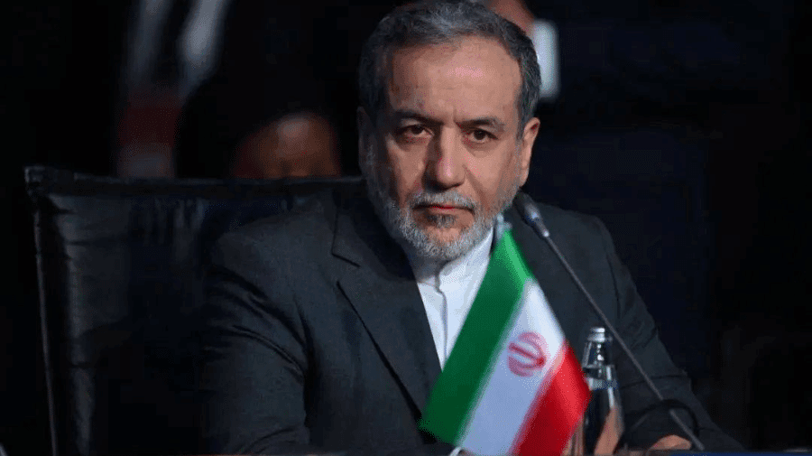 Teheran avverte l’Europa: «Un intervento contro l’Iran sarebbe considerato atto di guerra»