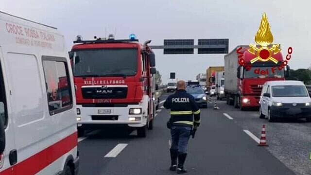 Incidente mortale in A14, code chilometriche in autostrada